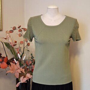 NWT Olive Green Short Cochet Sleeve Scoop Neck Tunic Undershirt Stretch Top 10
